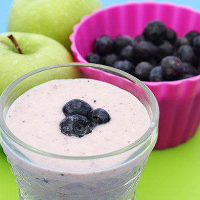 Recette de frappé aux fruits et vanille à base de PediaSure Complete®.